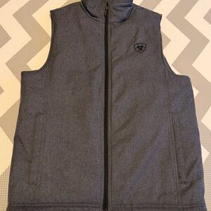ARIAT MEN'S TEAM LOGO CONCEALED CARRY ZIP UP GREY VEST